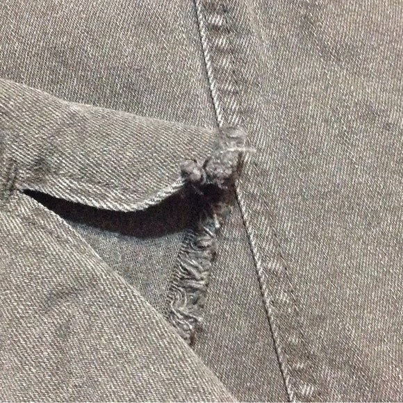 MADEWELL Size 23 Black Charcoal Denim Jean Mini Skirt Frayed Step Hem Stretch - Picture 5 of 6